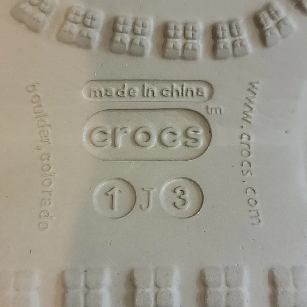 KIDS CROCS TAN BOOTS‎ (sz 1)